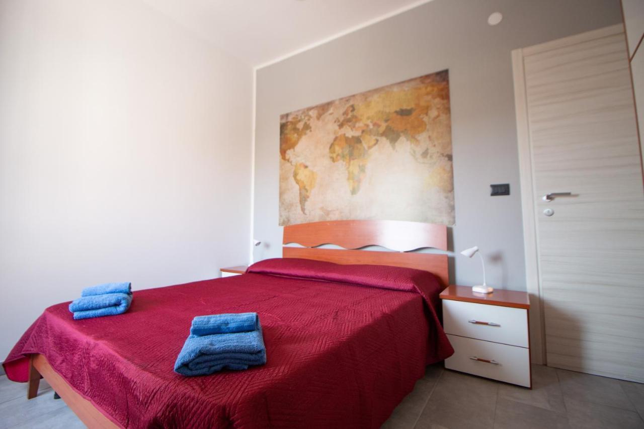 Casa Vacanze Casetta Grande Porto Torres Bagian luar foto